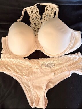 Victoria's Secret Lace Racerback Bra & Bikini Set - Cream